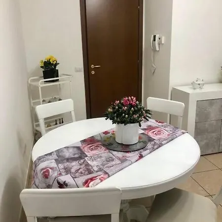 Apartment Intero Milano Bollate